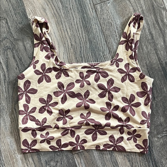 skye hi Tops - Floral Patterned Crop Top in Cream and Brown